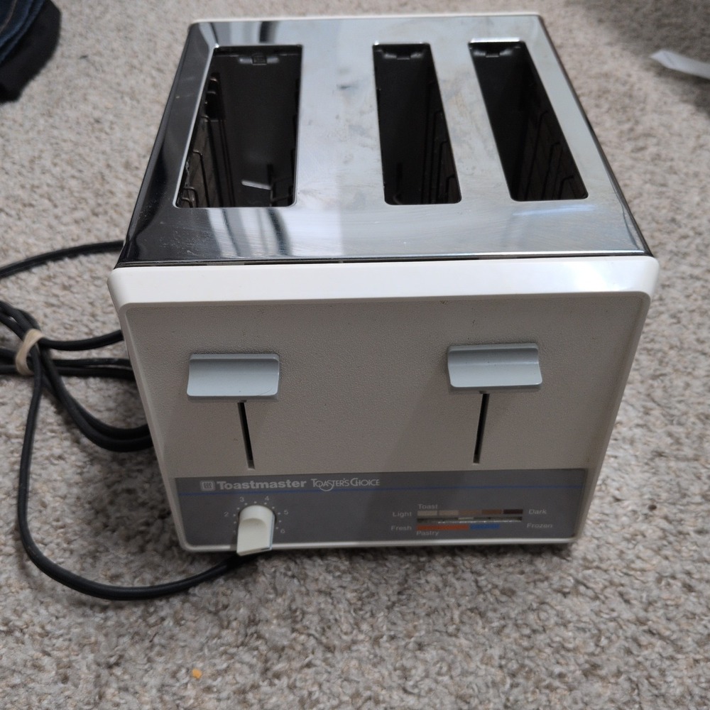 VINTAGE TOASTMASTER 3 SLOT TOASTER MODEL 780 - BAGEL SLOT - Lever Missing